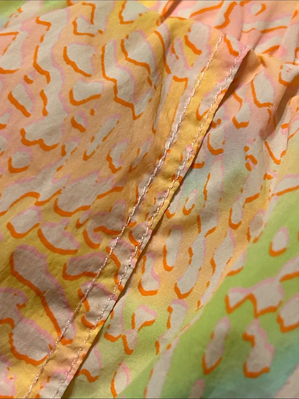 Fabletics lightweight pastel